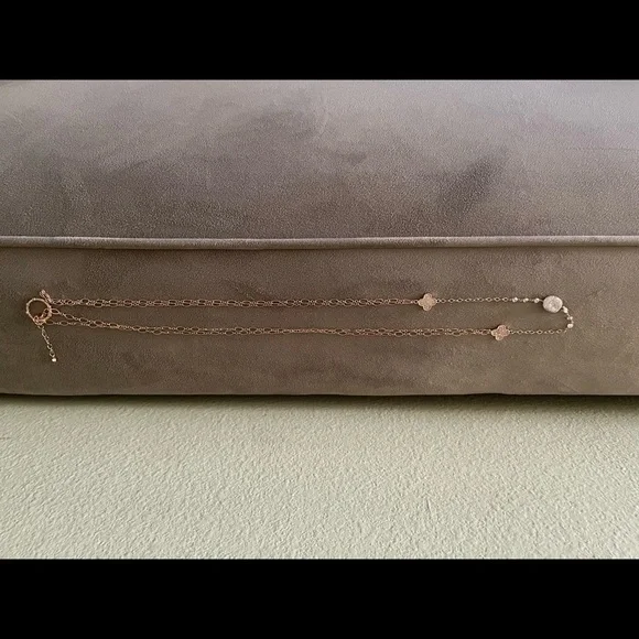 Beautiful silver rose gold plated body chain may wear as a necklace - Picture 4 of 4